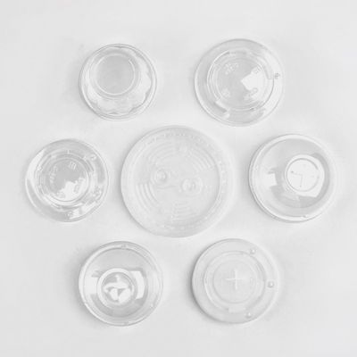 OEM डिजाइन पीपी प्लास्टिक thermoforming डिस्पोजेबल प्लास्टिक कप ढक्कन बनाने की मशीन को नियंत्रित करने में आसान है आपूर्तिकर्ता